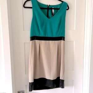 KENSIE Dress w/ Faux Leather Detailing - Med